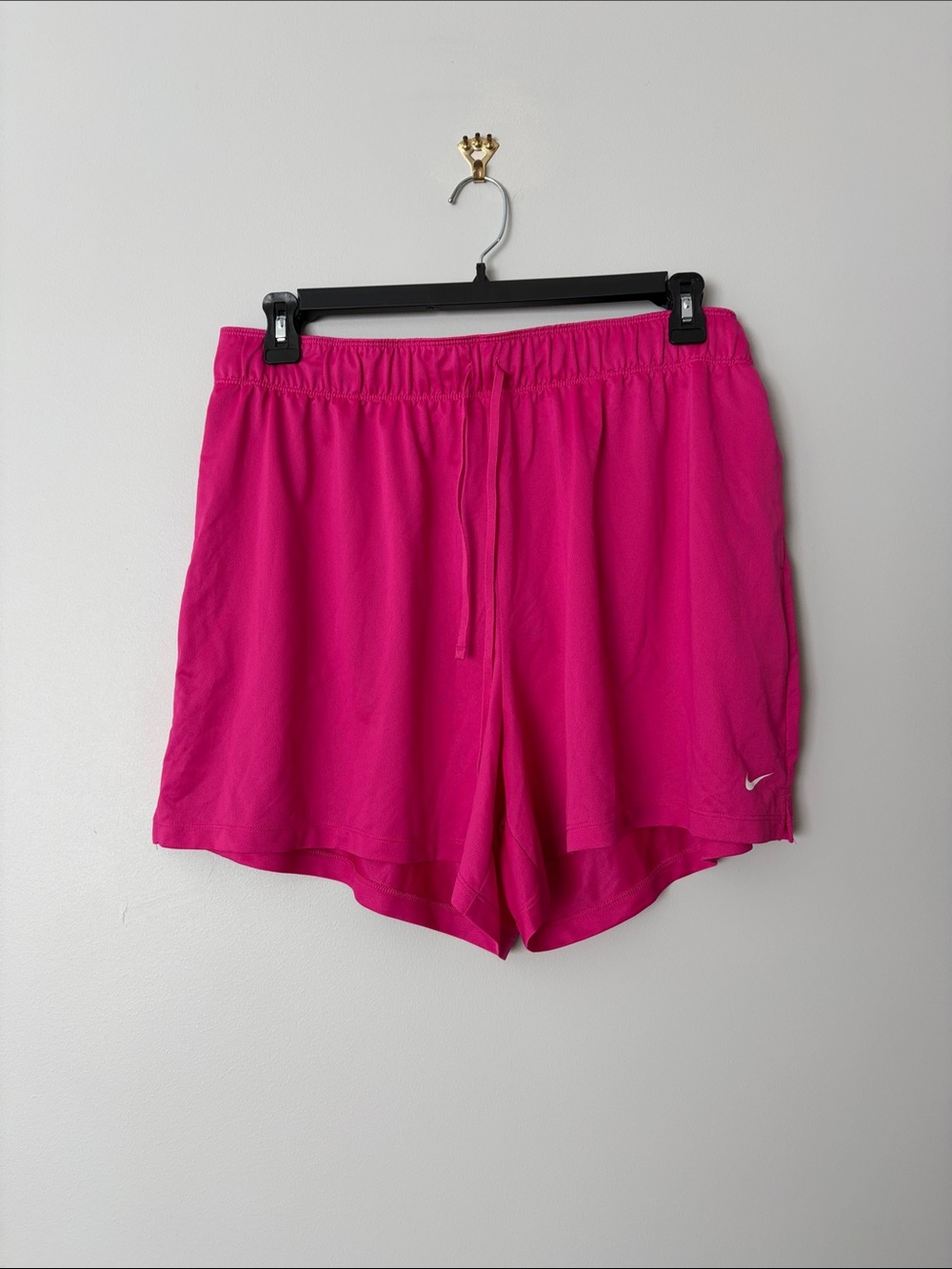 Nike Women’s Pink Athletic Shorts 1X